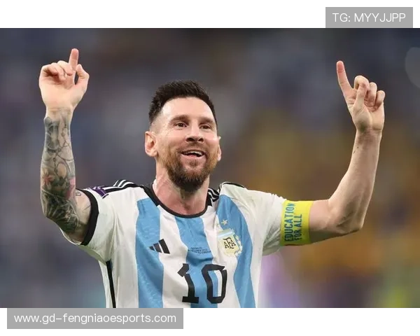 历代足球巨星排名前十盘点 各时代顶级球员的传奇表现与成就