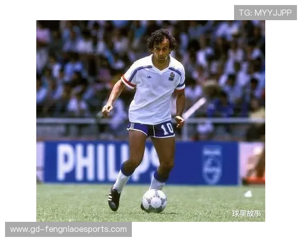 足球历史上最伟大的球星究竟是谁他如何定义了时代的足球传奇